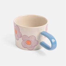 Load image into Gallery viewer, Caroline Gardner - Daisy Mug
