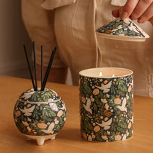 Load image into Gallery viewer, Moss St - Fig &amp; Pear Large Ceramic Candle 360g
