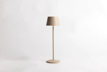 Load image into Gallery viewer, Frew Table Lamp
