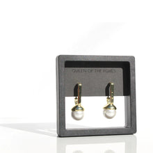 Load image into Gallery viewer, Queen of the Foxes Earrings - The XL Pearls
